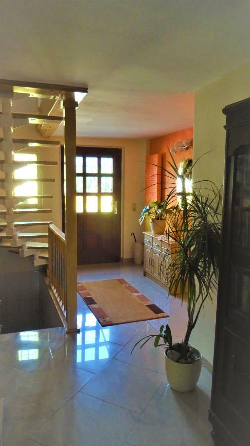 Privatzimmer Lehmann Kottmar エクステリア 写真