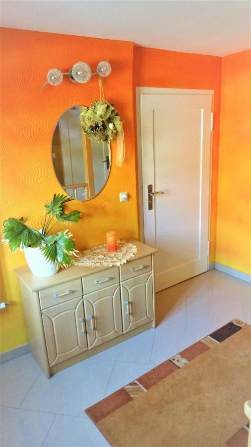Privatzimmer Lehmann Kottmar エクステリア 写真