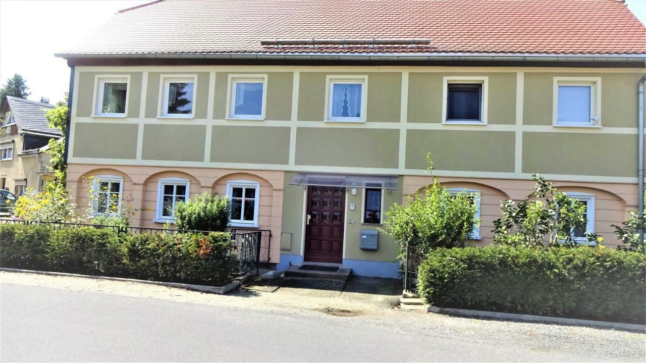 Privatzimmer Lehmann Kottmar エクステリア 写真