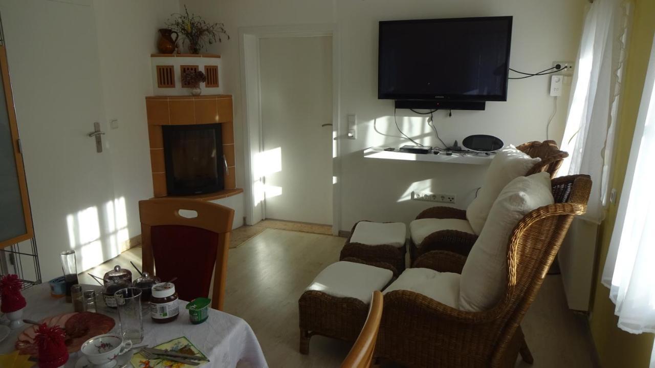 Privatzimmer Lehmann Kottmar エクステリア 写真
