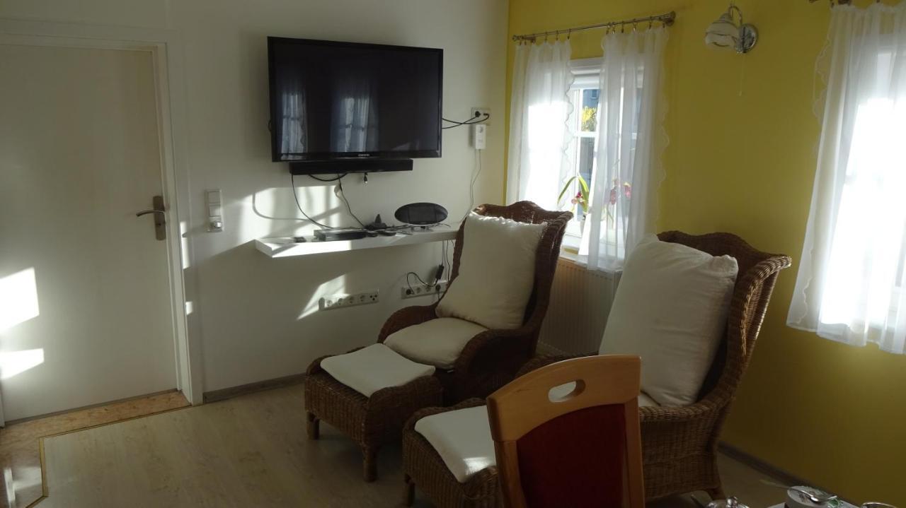 Privatzimmer Lehmann Kottmar エクステリア 写真